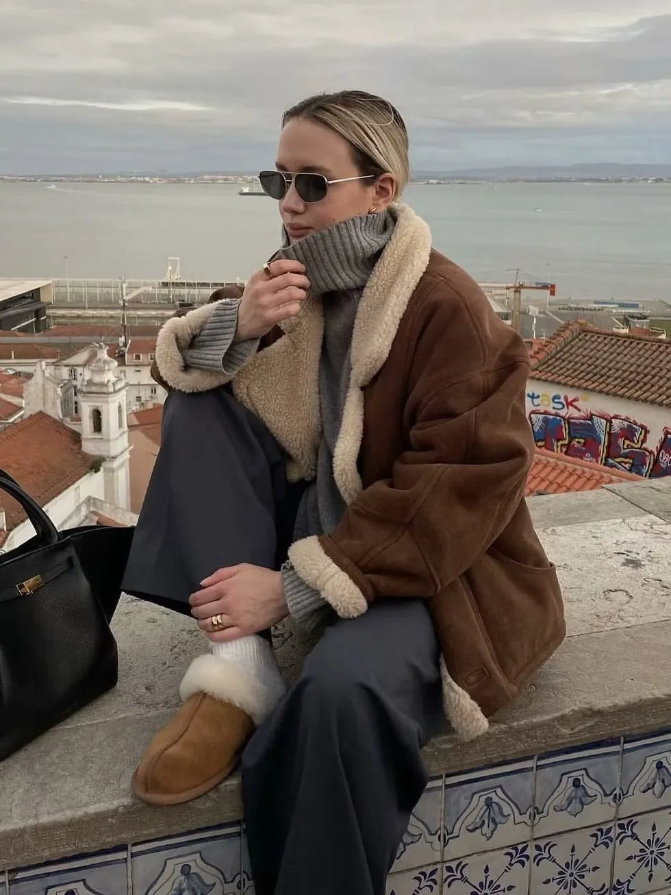 Autumn and winter new women's fashion loose warm retro lamb wool coat