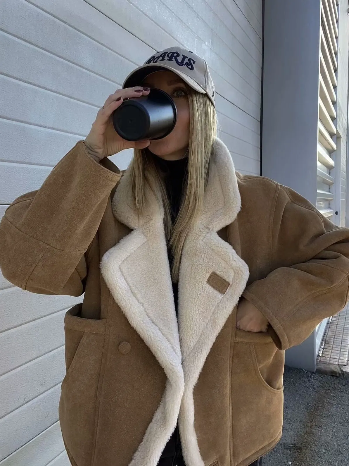Autumn and winter new women's fashion loose warm retro lamb wool coat