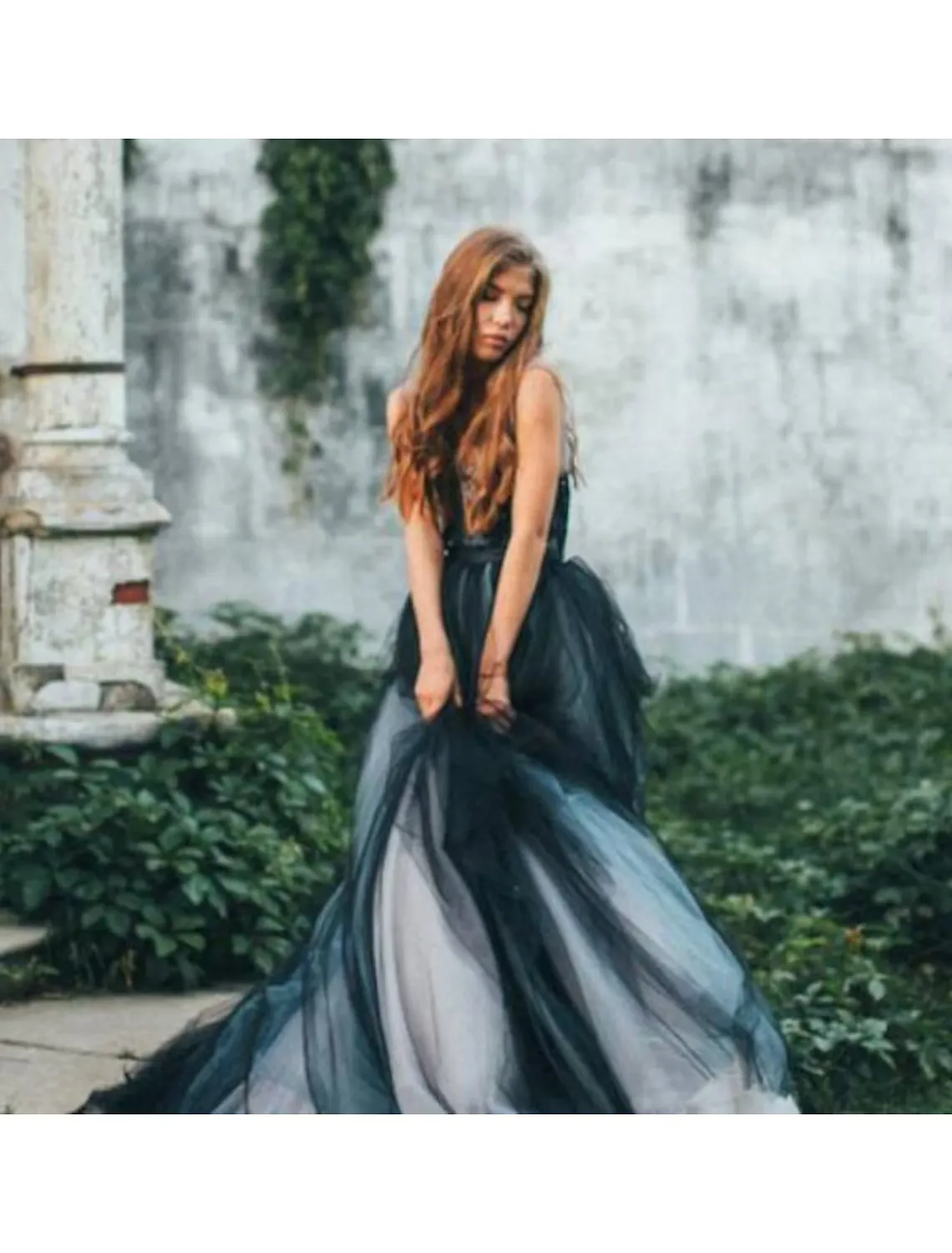 Ball Gown Evening Gown Color Block Dress Engagement Sleeveless V Neck Tulle V Back with Pleats Appliques