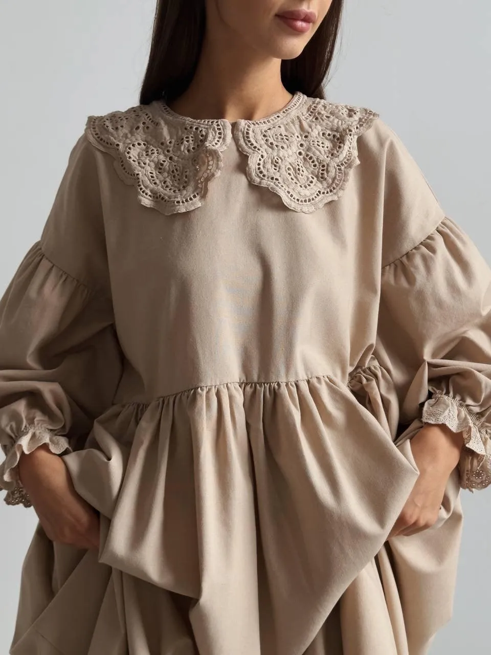 Beige Midi Dress with Lace Collar