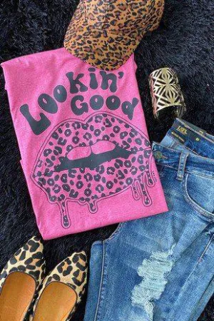 Graphic Lookin' Good T-shirt