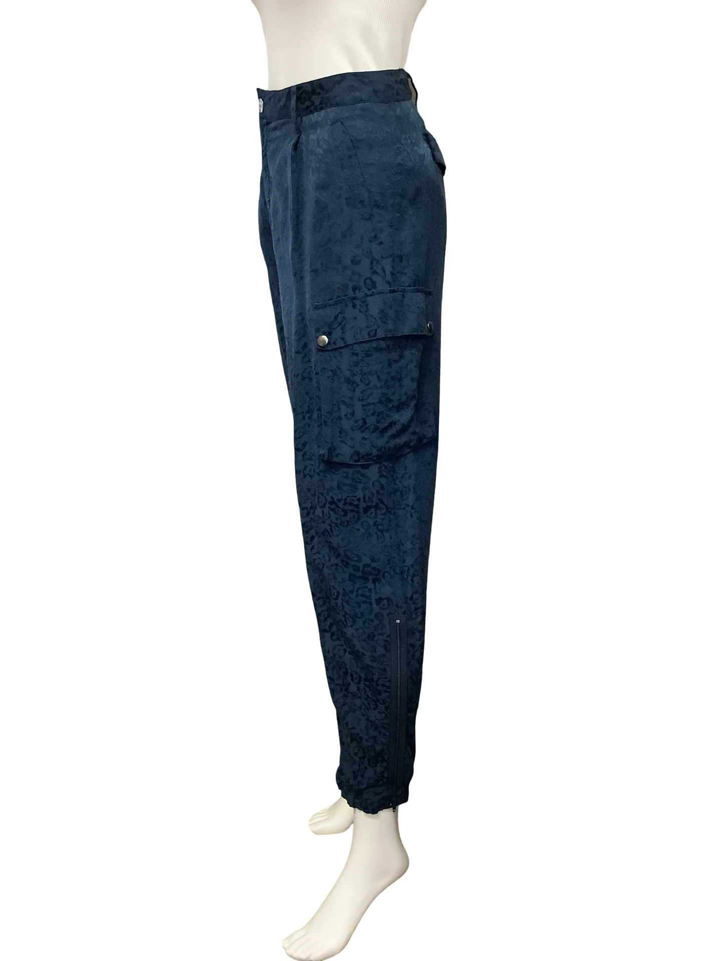 Johnny Was Pant Jogger Cargo Blue Animal Print Size: 10