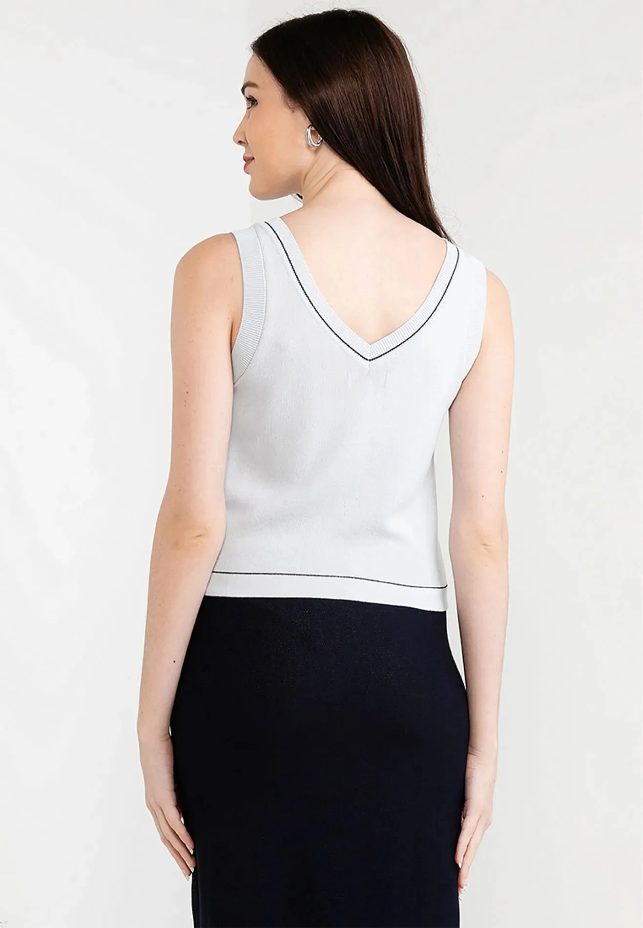 Knitted V-Neck Basic Top