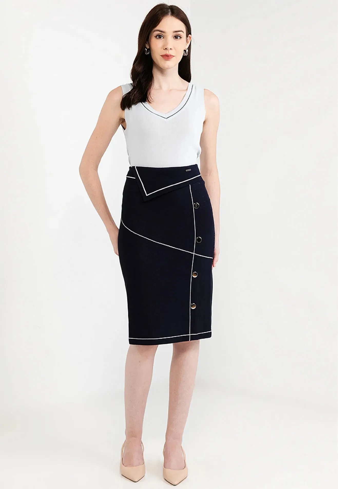 Knitted V-Neck Basic Top