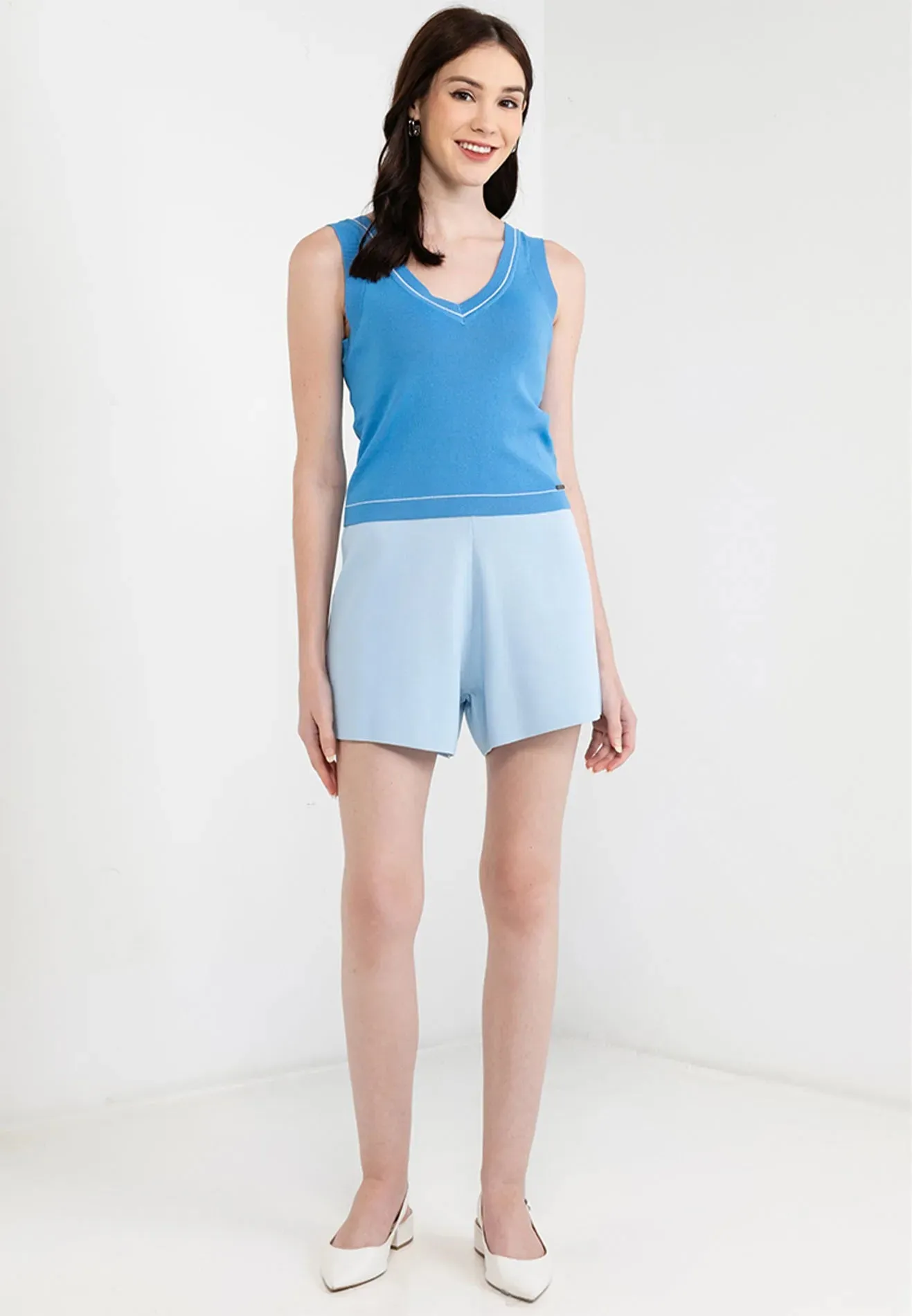 Knitted V-Neck Basic Top