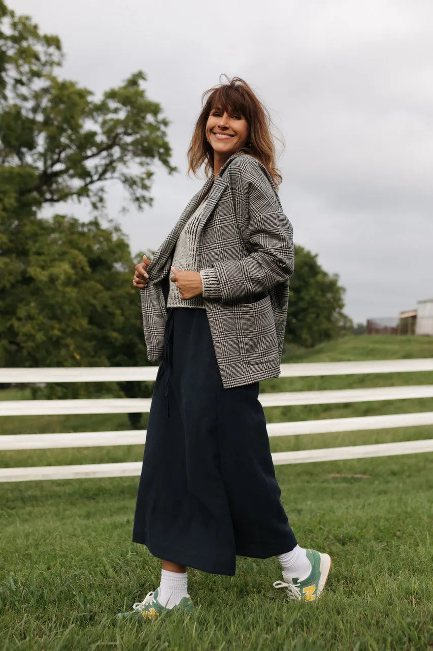 Portuguese Wool Pieper Coat in Black and Cream Houndstooth Plaid Weave