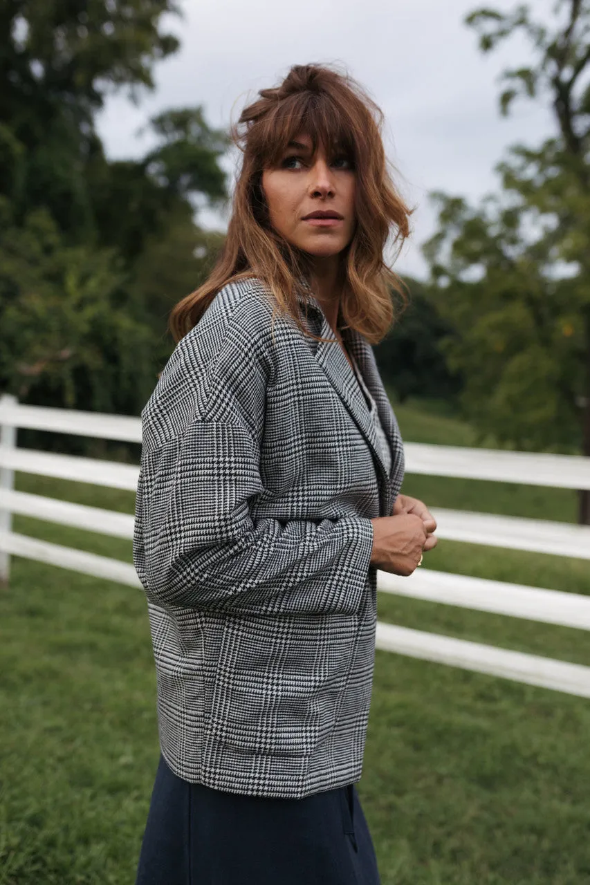 Portuguese Wool Pieper Coat in Black and Cream Houndstooth Plaid Weave