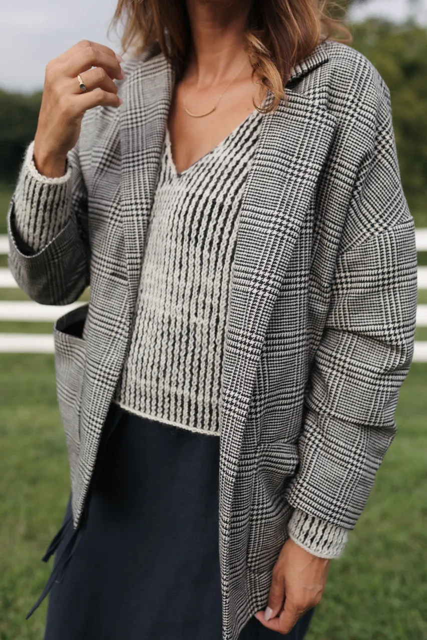 Portuguese Wool Pieper Coat in Black and Cream Houndstooth Plaid Weave