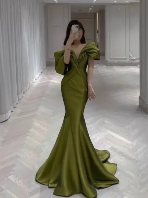 V Neck Green Satin Mermaid Long Prom Dress J3223